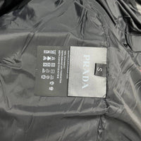 Men's 24HEARTZ Jacket 70 in a stylish design, showcasing the fabric and fit from a front view.