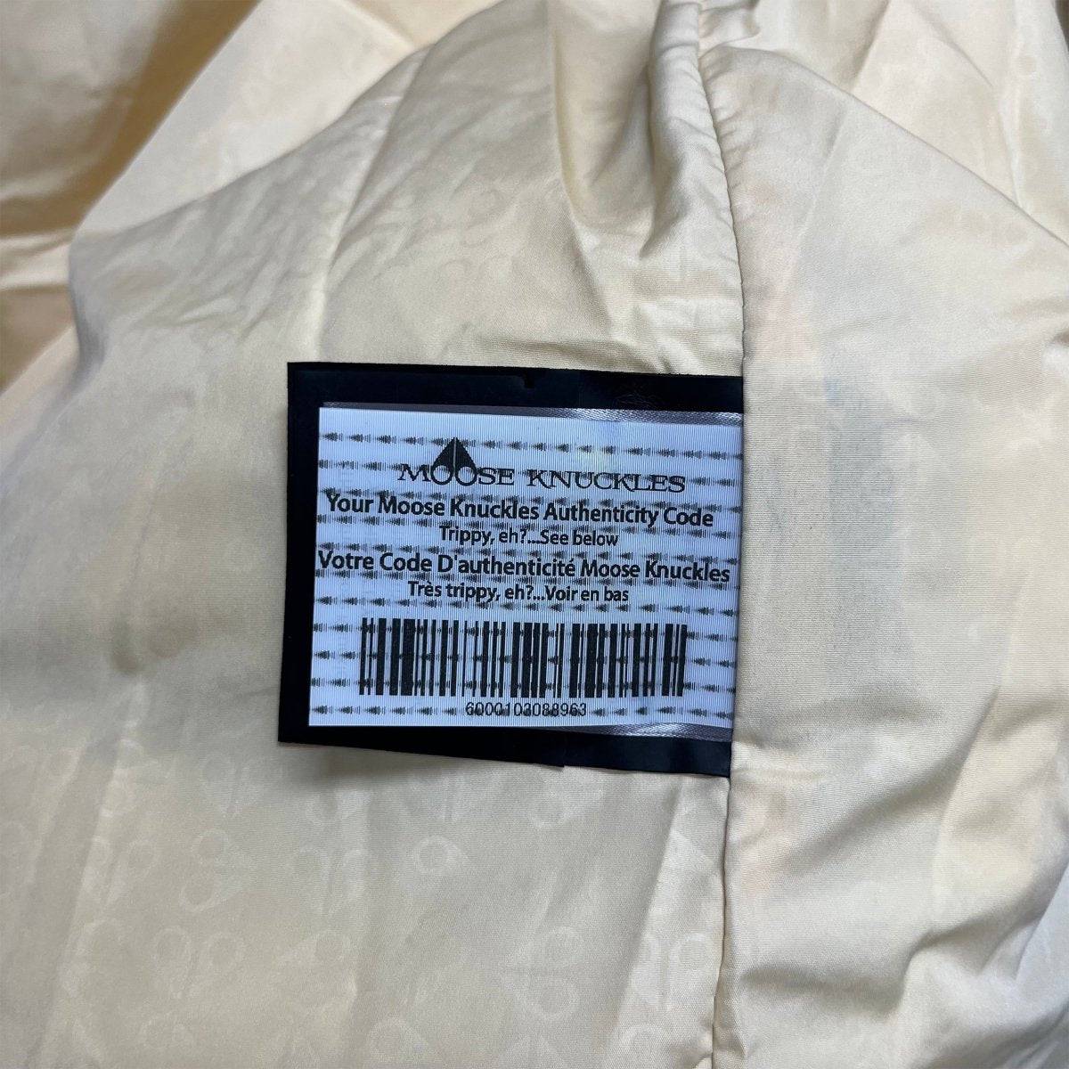 Men's Jacket 71 by 24HEARTZ, featuring a modern design and stylish details, displayed on a neutral background.