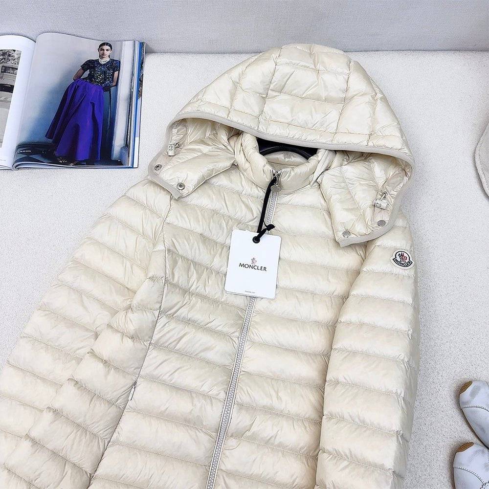 121944 Women Jackets - 24HEARTZ