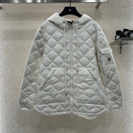 121950 Women Jackets - 24HEARTZ