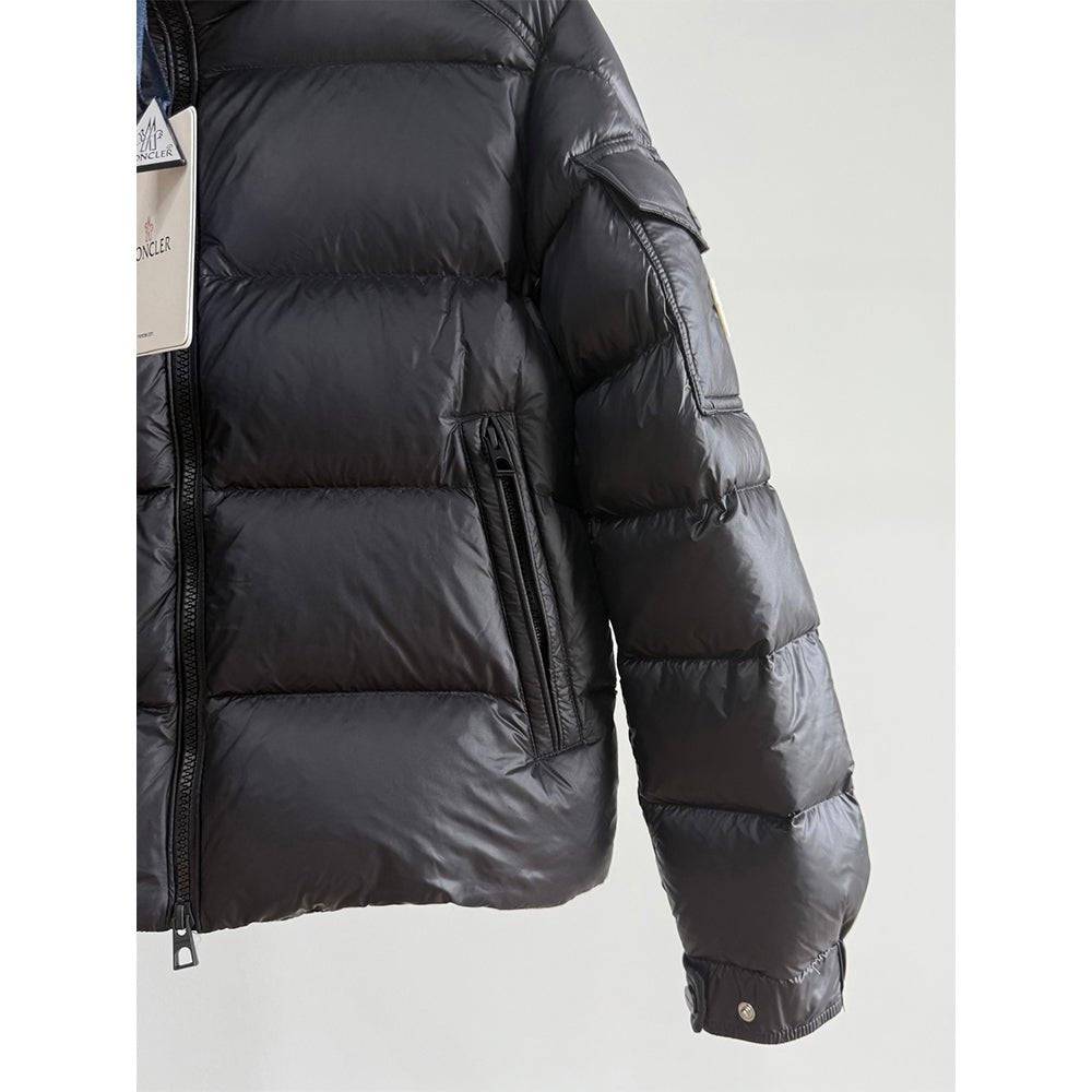121963 Women Jackets - 24HEARTZ