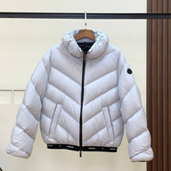 121987 Women Jackets - 24HEARTZ