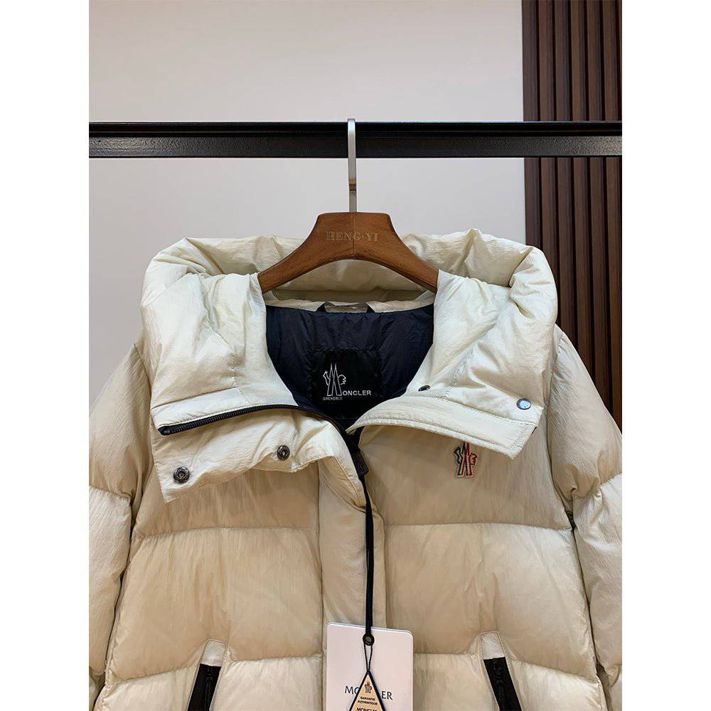 121988 Women Jackets - 24HEARTZ