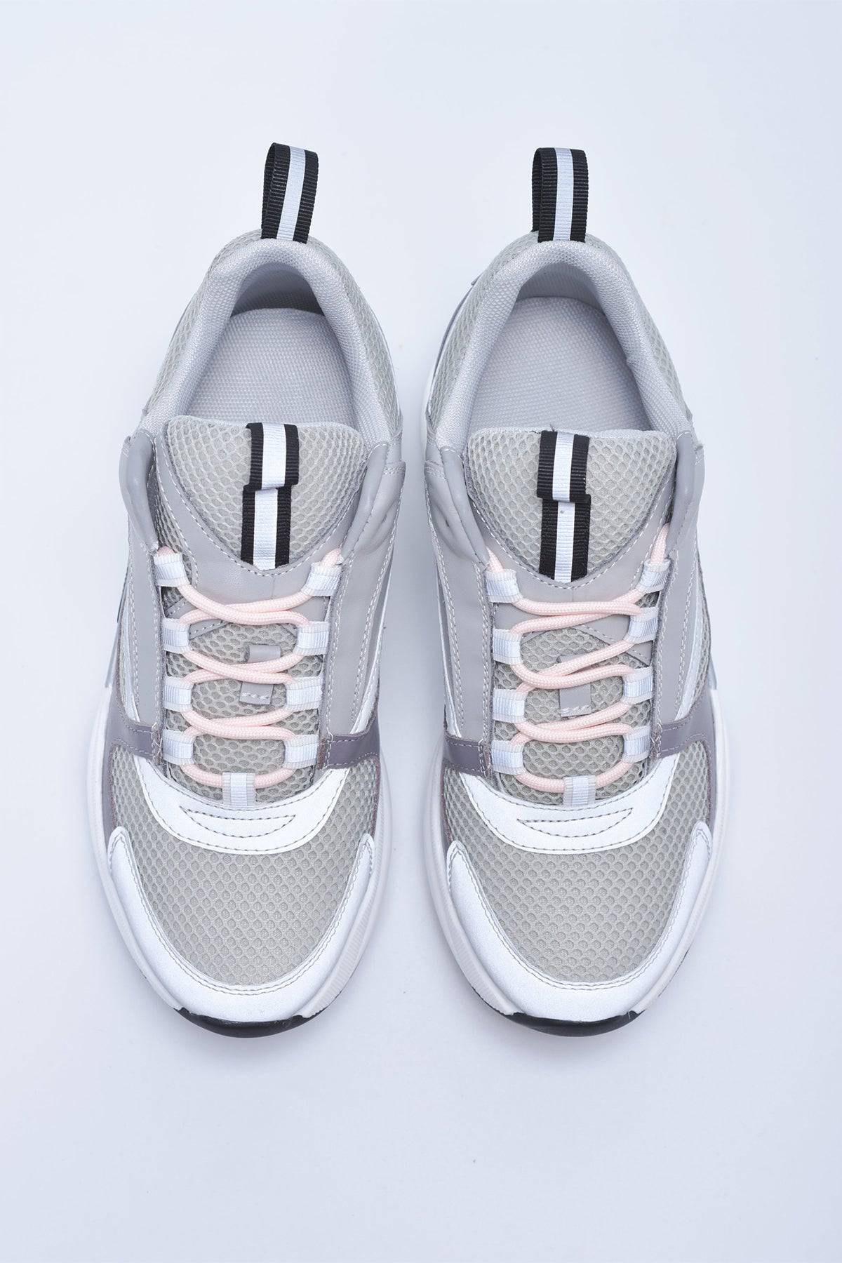 B22 Sneaker - 24HEARTZ