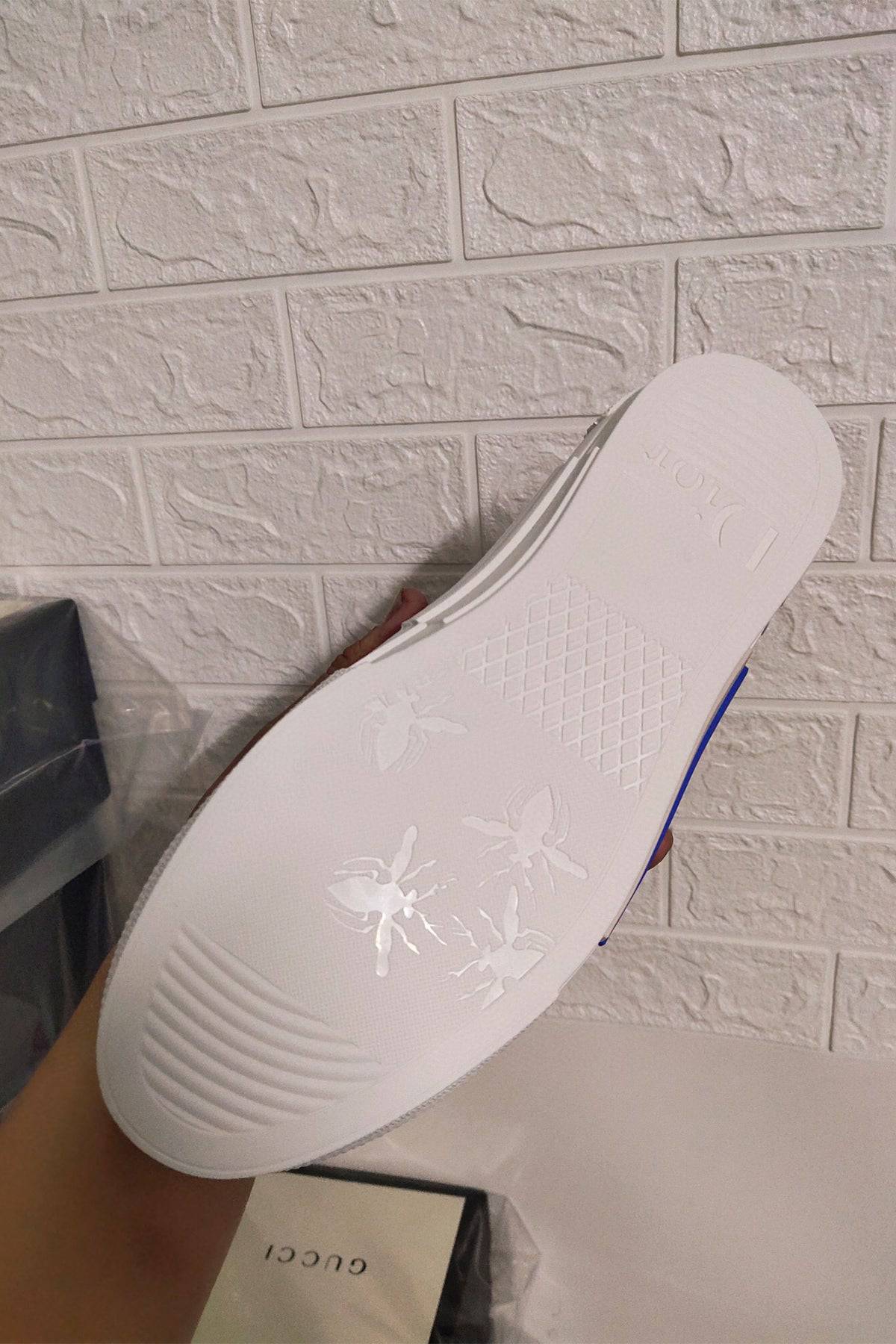 B23 Sneaker - 24HEARTZ