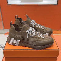 Bouncing Sneaker - 24HEARTZ