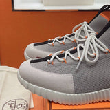 Bouncing Sneaker - 24HEARTZ