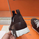 Bouncing Sneaker - 24HEARTZ