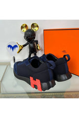 Bouncing Sneaker - 24HEARTZ