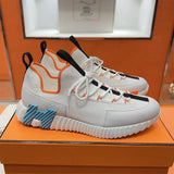 Bouncing Sneaker - 24HEARTZ
