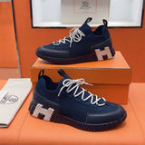 Bouncing Sneaker - 24HEARTZ