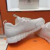 Bouncing Sneaker - 24HEARTZ