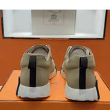 Bouncing Sneaker - 24HEARTZ