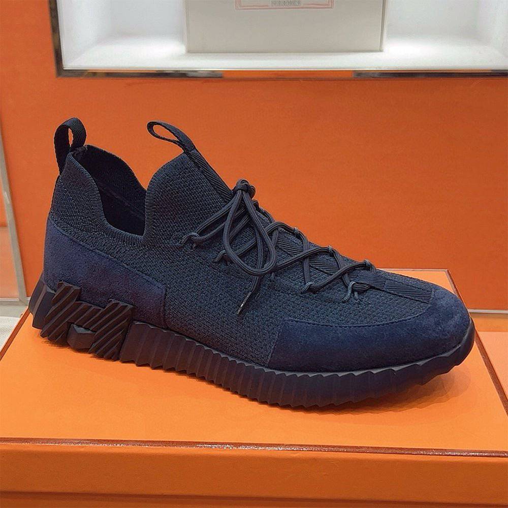 Bouncing Sneaker - 24HEARTZ