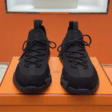 Bouncing Sneaker - 24HEARTZ