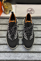 Bouncing Sneaker - 24HEARTZ
