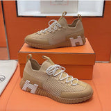 Bouncing Sneaker - 24HEARTZ
