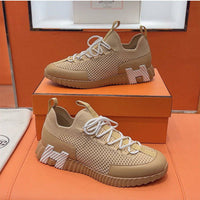 Bouncing Sneaker - 24HEARTZ