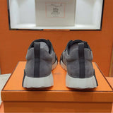 Bouncing Sneaker - 24HEARTZ