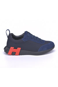 Bouncing Sneaker - 24HEARTZ