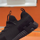 Bouncing Sneaker - 24HEARTZ