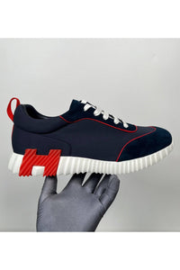 Bouncing Sneaker - 24HEARTZ
