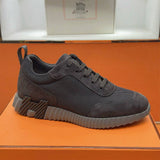 Bouncing Sneaker - 24HEARTZ