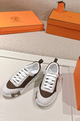 Bouncing Sneaker - 24HEARTZ