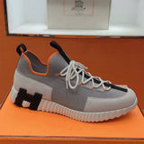 Bouncing Sneaker - 24HEARTZ