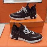 Bouncing Sneaker - 24HEARTZ