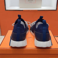 Bouncing Sneaker - 24HEARTZ