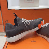 Bouncing Sneaker - 24HEARTZ