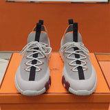 Bouncing Sneaker - 24HEARTZ