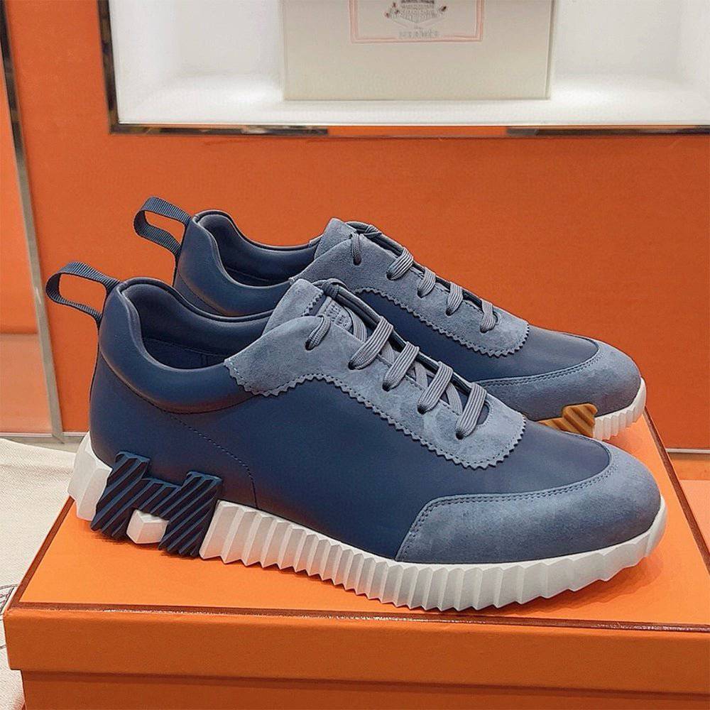 Bouncing Sneaker - 24HEARTZ
