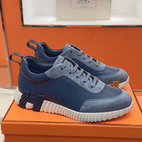 Bouncing Sneaker - 24HEARTZ