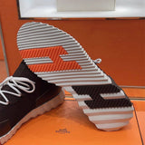 Bouncing Sneaker - 24HEARTZ