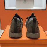 Bouncing Sneaker - 24HEARTZ