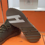 Bouncing Sneaker - 24HEARTZ