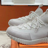 Bouncing Sneaker - 24HEARTZ
