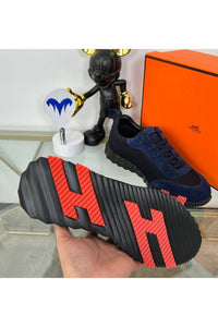 Bouncing Sneaker - 24HEARTZ