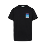 Casual Its24heartz T-shirt featuring a modern design and comfortable fit, displayed on a neutral background.