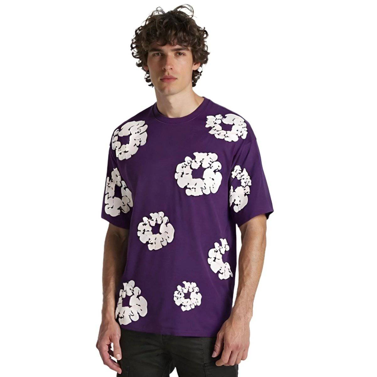 Its24heartz T-Shirt featuring a casual design in a soft fabric with a classic crew neckline.