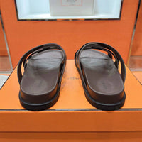 24HEARTZ Kazimir Sandal featuring a sleek design with adjustable straps and comfortable sole for casual wear.