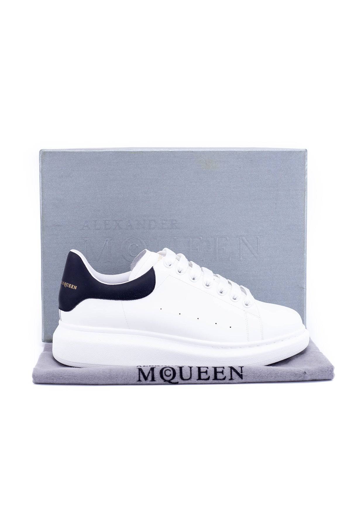 Oversized Sneaker - 24HEARTZ