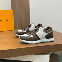 Runaway Sneaker - 24HEARTZ