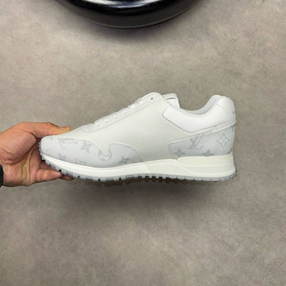 Runaway Sneaker - 24HEARTZ