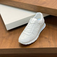 Runaway Sneaker - 24HEARTZ
