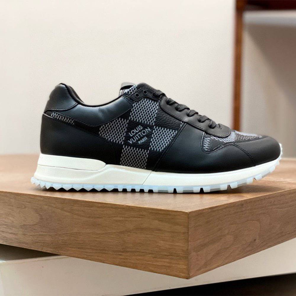Runaway Sneaker - 24HEARTZ