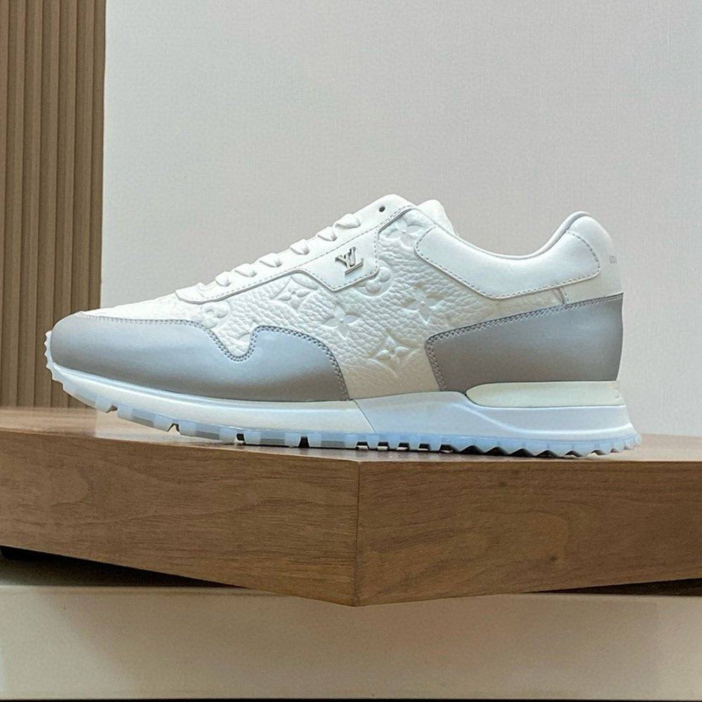 Runaway Sneaker - 24HEARTZ