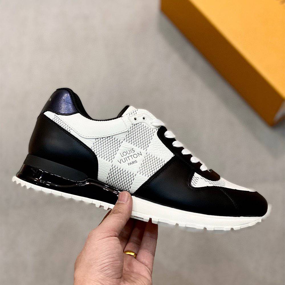 Runaway Sneaker - 24HEARTZ